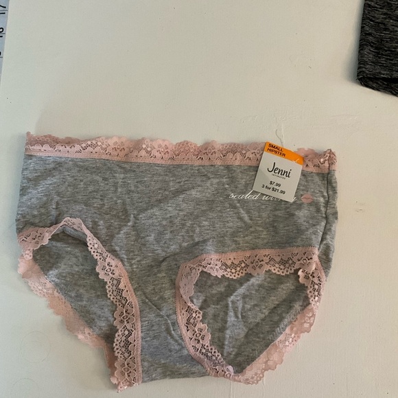 5 pairs of various styles of underwear New with tagSet - Plaid, Gray, Teal, Pink - Picture 3 of 6